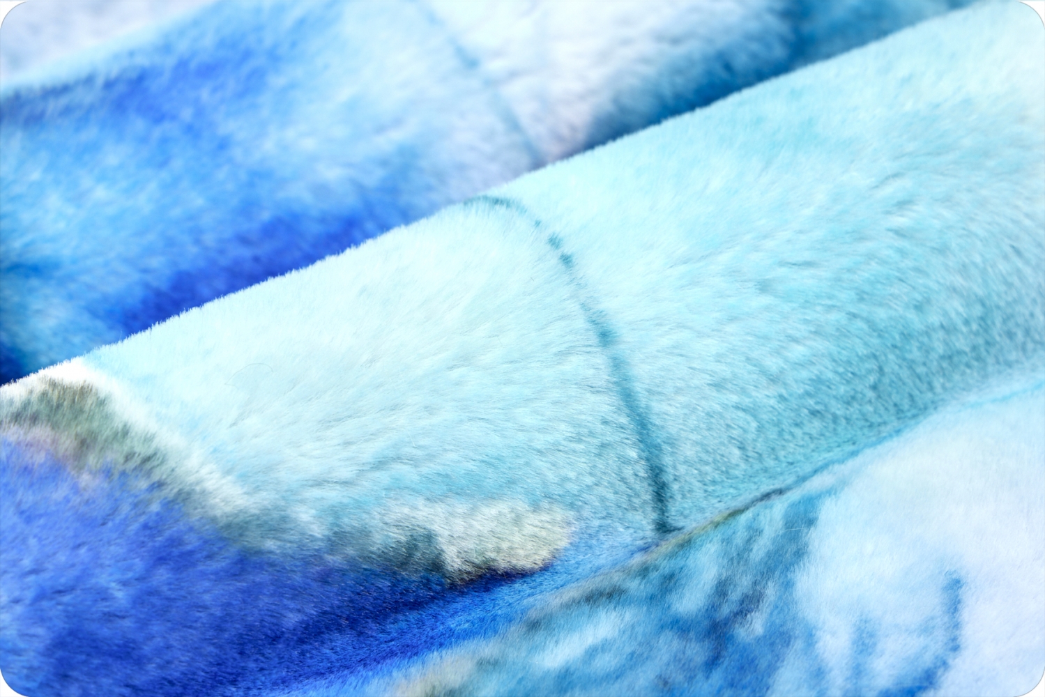 Luxe Cuddle® Seal Oceana Aqua Sea