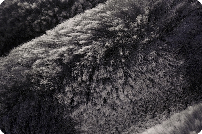 Luxe Cuddle®Arctic Chinchilla Black