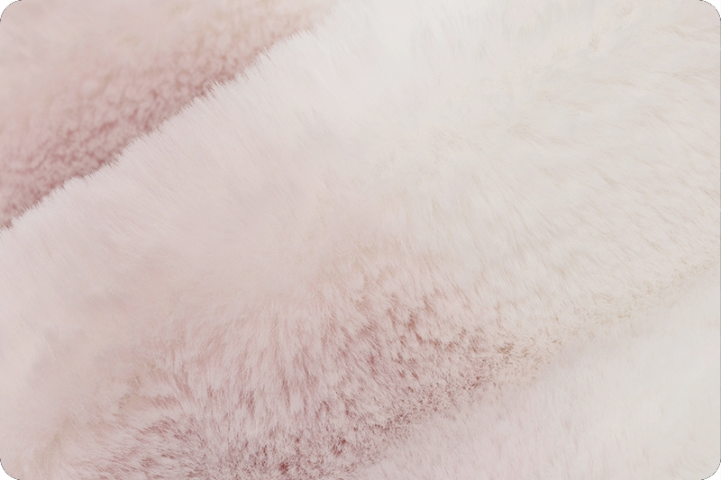 Luxe Cuddle®Arctic Chinchilla Rosewater