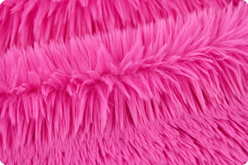 Luxe Cuddle® Dreamy Fur Fuchsia