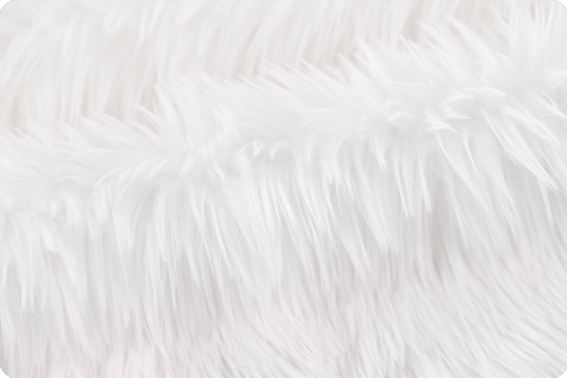 Luxe Cuddle® Dreamy Fur White