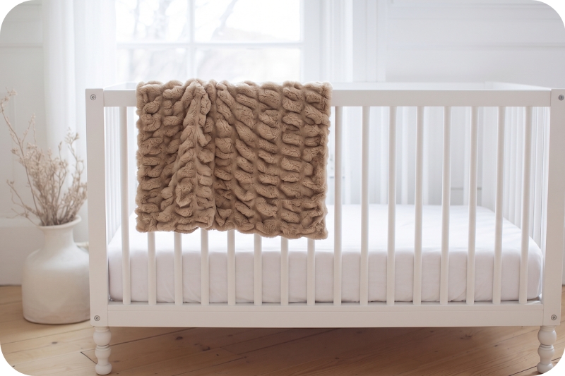 Petite 30 x 36 Luxe Cuddle<sup>®</sup> Blanket <br/> Milan Sand Dollar